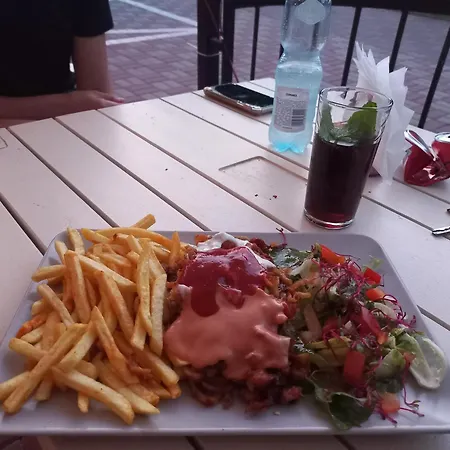 キャンプ場 Przyczepa Holenderska *